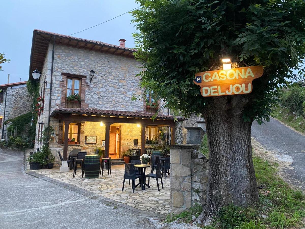 Gasthaus La Casona Del Jou Ortiguero Exterior foto